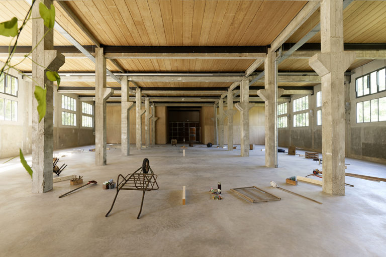 abraham_cruzvillegas_eclat_les_tanneries_cac_amilly_2022_photo_aurelien